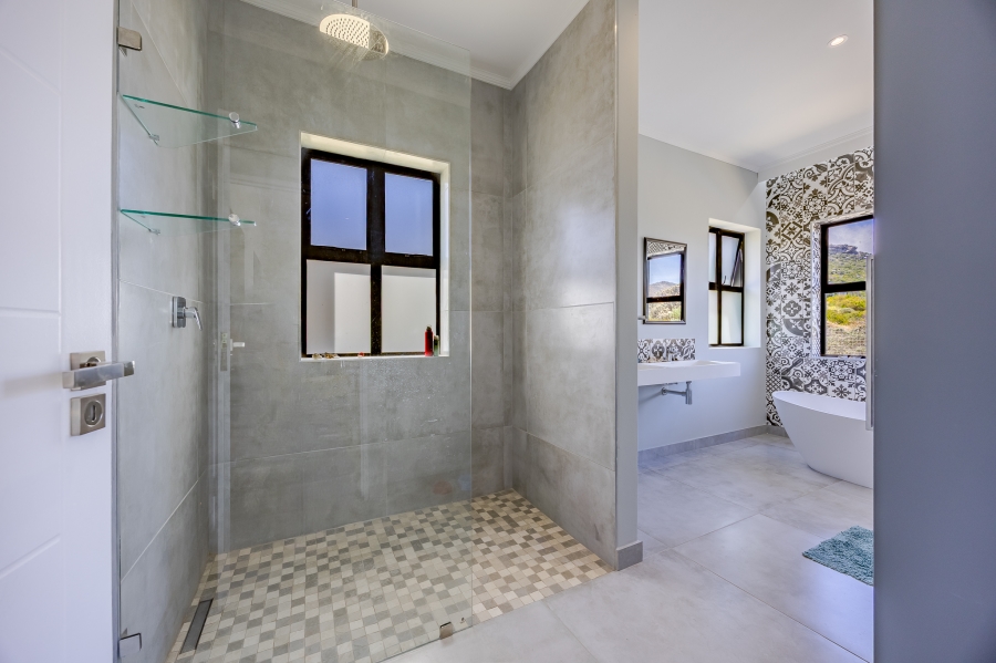 4 Bedroom Property for Sale in Crofters Valley Western Cape